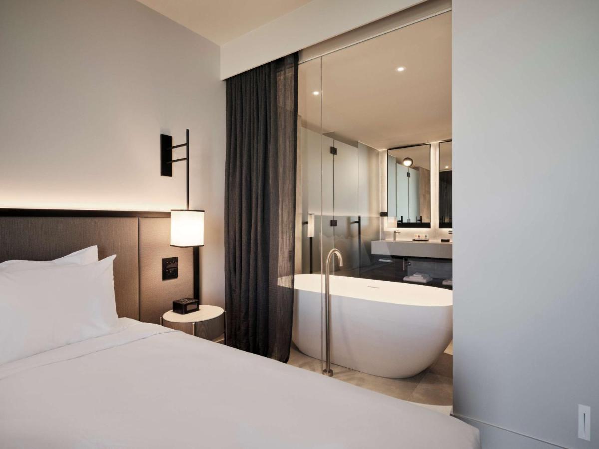 Hyatt Place Melbourne Caribbean Park Scoresby Екстериор снимка