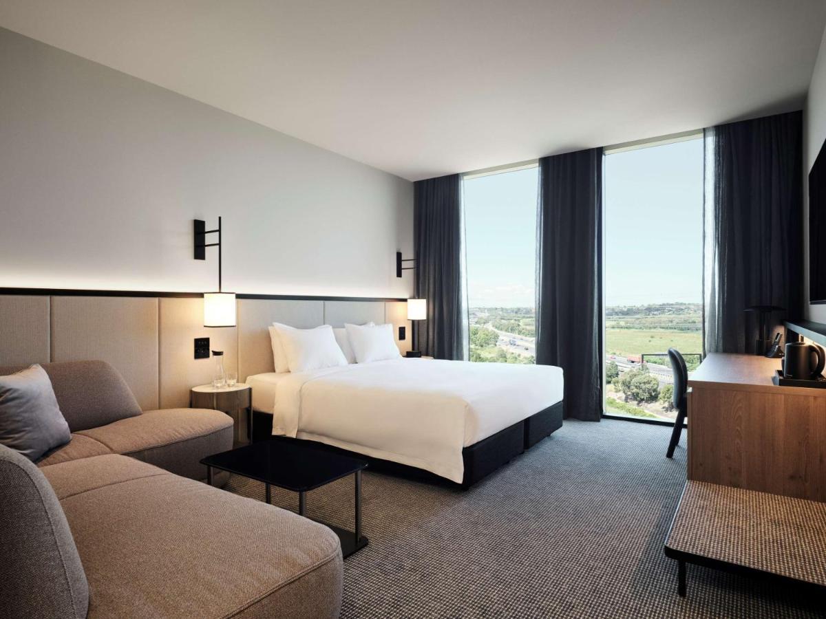 Hyatt Place Melbourne Caribbean Park Scoresby Екстериор снимка